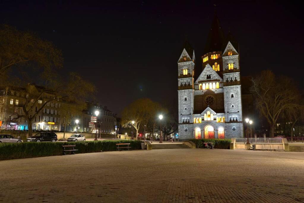 La Chambre Noire Au Coeur De Metz Exterior foto
